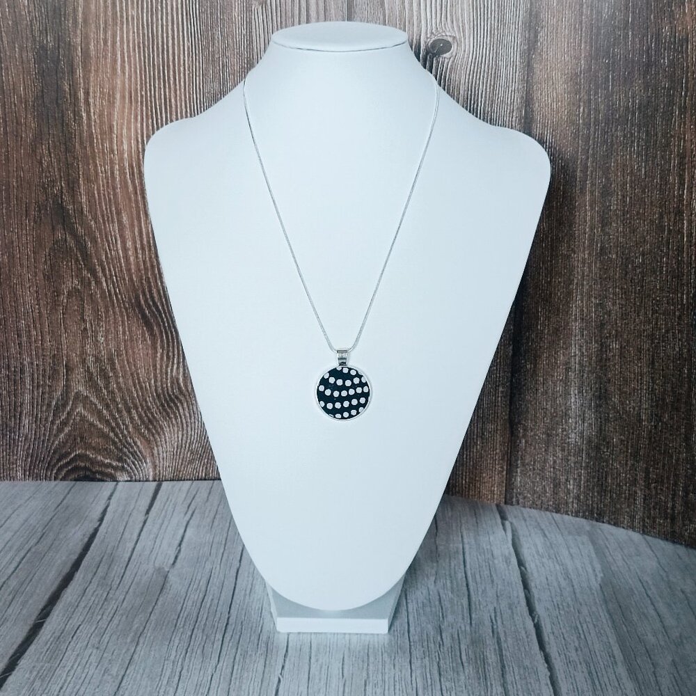 "Velka Bodka" UNESCO Heritage "Modrotlač" Blueprint Necklace - Artisan Crafted